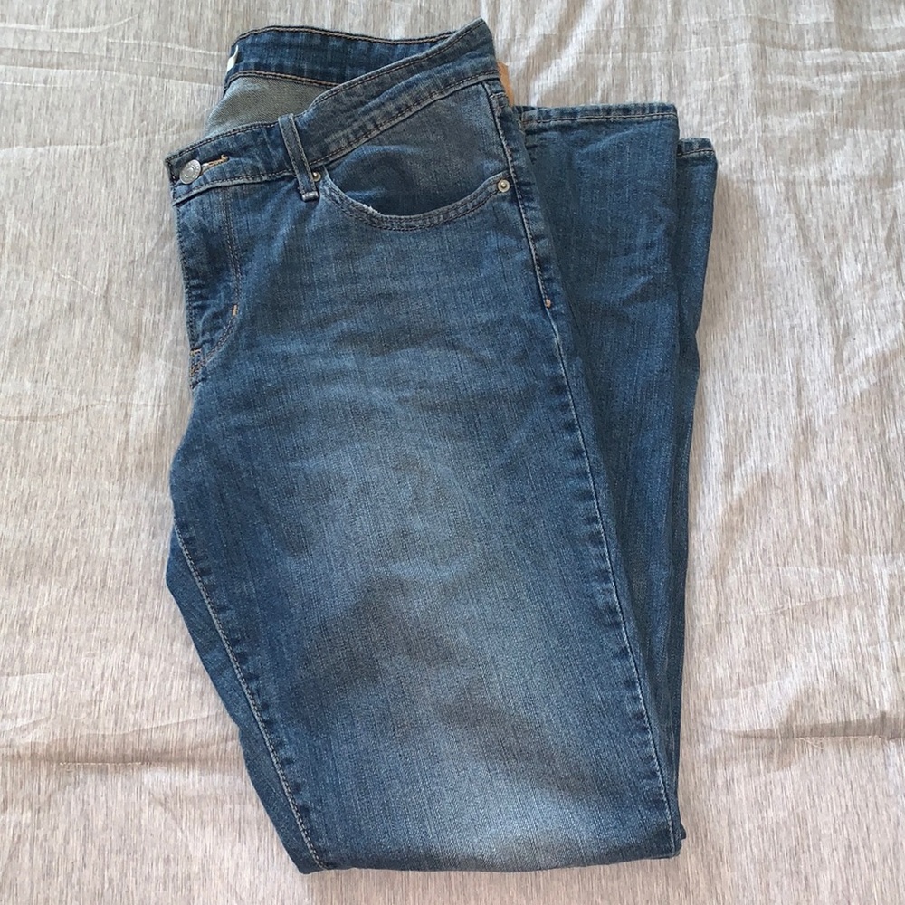 EUC Levi’s 711 Jeans